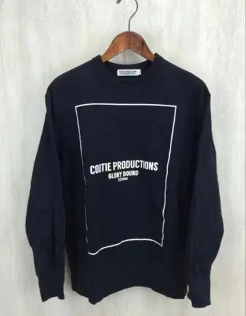 COOTIE PRODUCTIONS 블랙 맨투맨