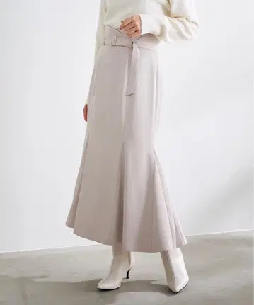 스트라 완판 인기 벨트 포함 머메이드 스커트 베이지 S 사이즈