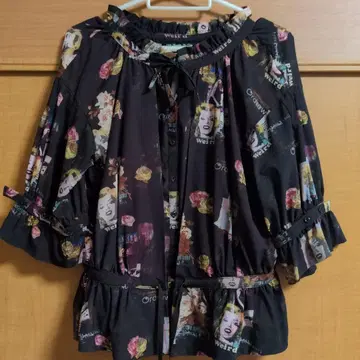 RNA 올 패턴 마릴린 몬로 블라우스 셔츠 리본 레트로 블랙