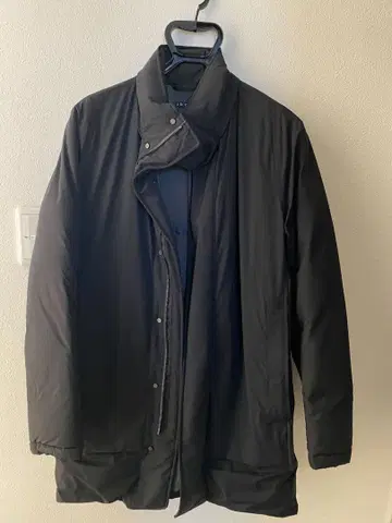 Theory 블랙 다운 자켓 XS