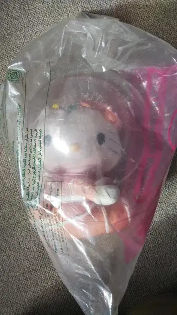 [ 미개봉 ] 헬로키티 우주복 봉제 인형 맥도날드