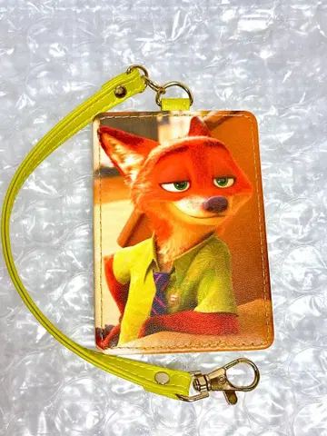 디즈니 스토어 주토피아 닉 패스 케이스