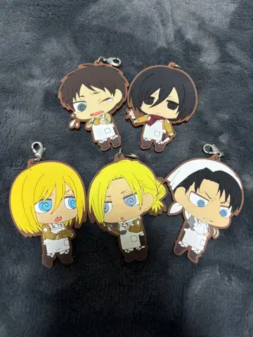 진격의 거인 러버 참 5개 세트