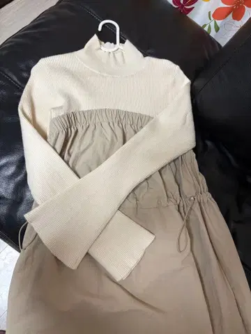 아이보리 베이지 긴팔 니트 원피스