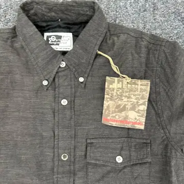 199 다크 그레이 반팔 버튼 다운 셔츠 택 포함 새상품