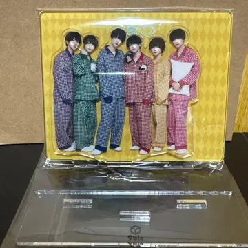 9bic Hero 아크릴 스탠드