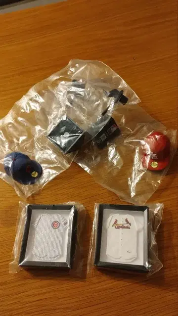 MLB 가챠가챠 유니폼 마그넷 캡