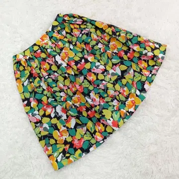 [투 비 시크] (38) 보타니컬 프린트 플레어 스커트 컬러풀 안감