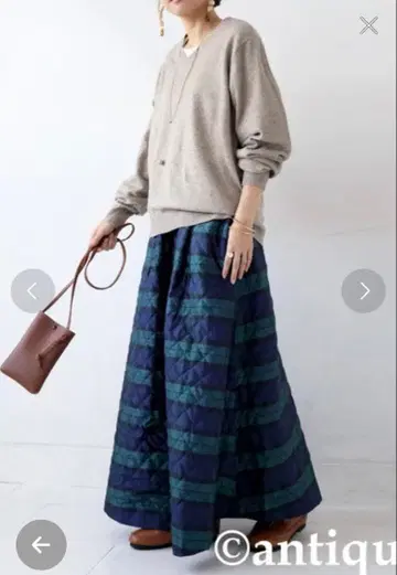 가격 인하. 퀼팅 타탄 체크 스커트