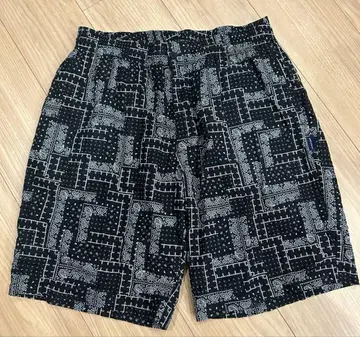 APPLEBUM 페이즐리 반다나 패턴 숏팬츠