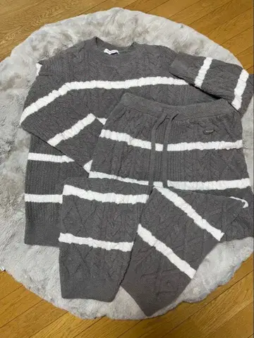 젤라또피케옴 아란 보더 룸웨어 세트 그레이 L