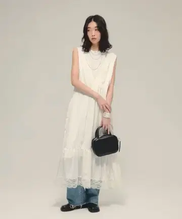 [ eL ] Gather Lace V 원피스 화이트 컨디션 최상