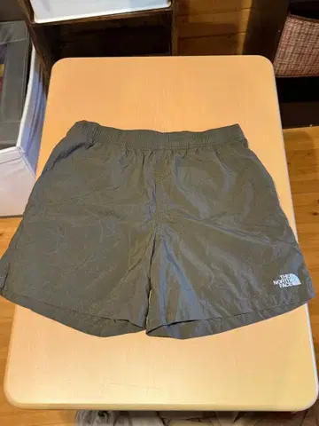 THE NORTH FACE 카키 숏팬츠 M