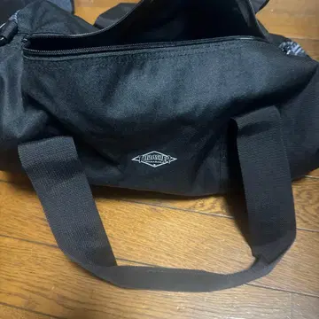 THRASHER 블랙 드럼 백