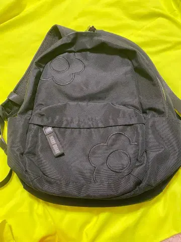 MARY QUANT 블랙 백팩