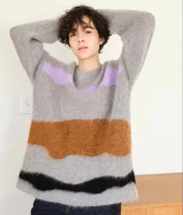 soduk drawing knit top