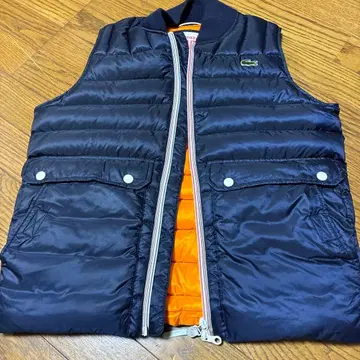 라코스테 다운 베스트 네이비 컬러