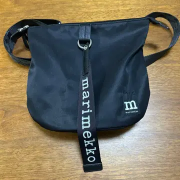 marimekko 블랙 숄더백