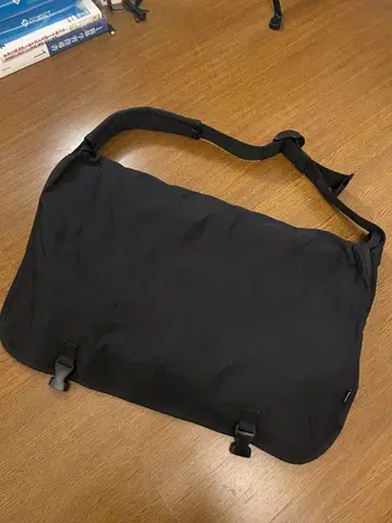 PACKING 블랙 메신저 백