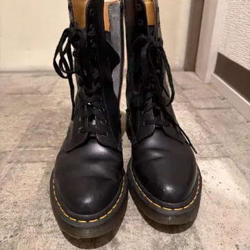 Dr.Martens 스틸레토 10홀 부츠 UK6 레어템