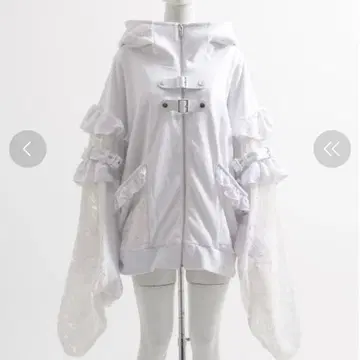 프릴 달린 화이트 후드티