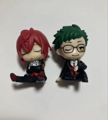 트위스테 어깨 쿵 하트 라빌 기숙사 리들 트레이