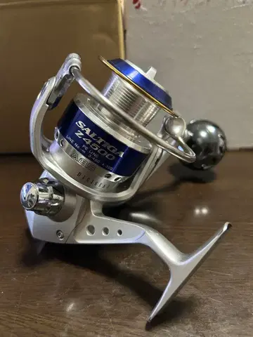 SALTIGA 4500 스피닝 릴