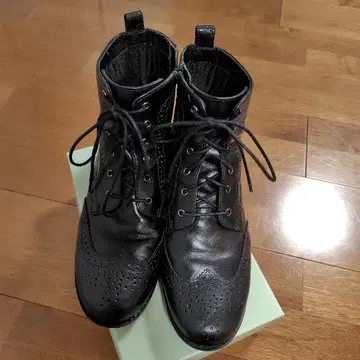 블랙 Dona Miss 부츠 사이드 지퍼 부착