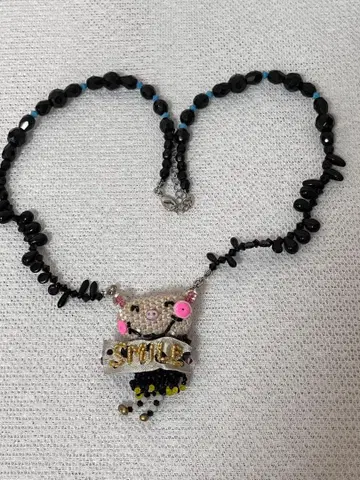 알베로베로 비즈 목걸이 웃는 캐릭터 포함