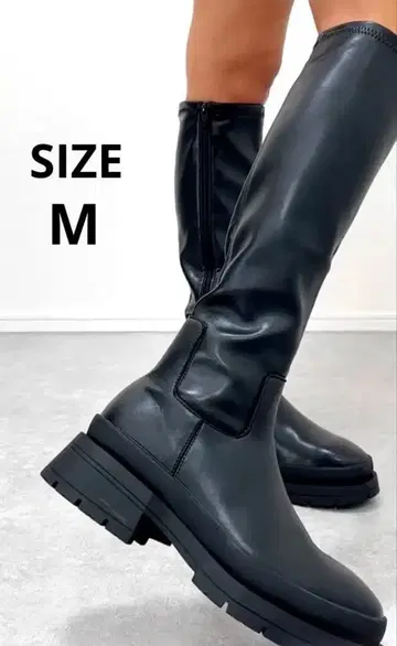 [새상품급] 탱크 솔 부츠 블랙 24.5 M