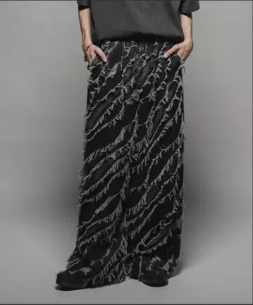 Casper John 프린지 자카드 배기 데님