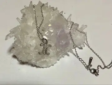 C형 다이아몬드풍 펜던트 목걸이