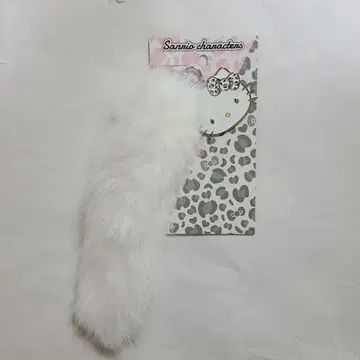 산리오 헬로키티 메탈 참 포함 꼬리 키링