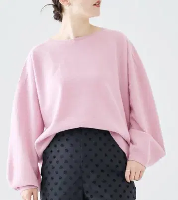 IENA 엑스트라 파인 라무 크루 풀오버