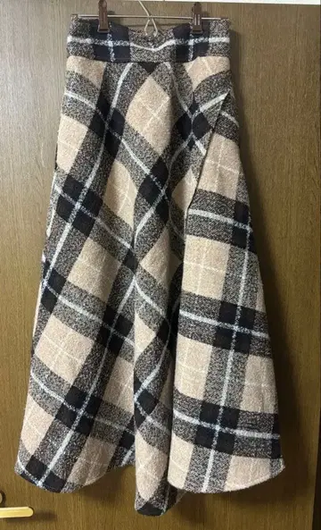 거의 미사용 미라 오웬 트위드 맥시 길이 롱 스커트