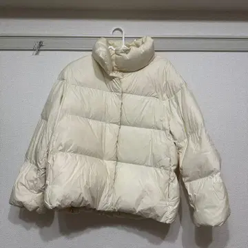 UNIQLO 파우더 소프트 다운 자켓 S 여성용 화이트