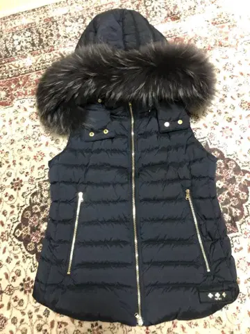 타트라스 다운 베스트 올시에라 01 블랙