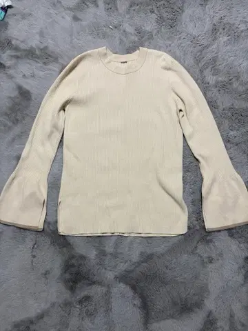 Mila Owen 베이지 리브 니트 스웨터 사이즈 0