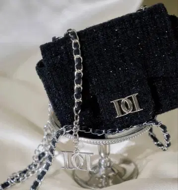 다리치 블랙 라메 트위드 미니 숄더