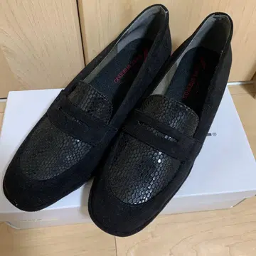 크롤 발리에 / 블랙 플랫슈즈 23.5 EEE