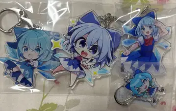 동방project의 치르노 굿즈