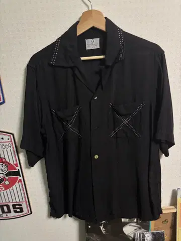 반 헤이슨 블랙 반팔 셔츠