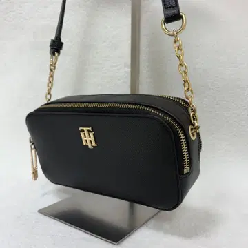 [ 새상품급 ] TOMMYHILFIGER 타미힐피거 숄더백 블랙