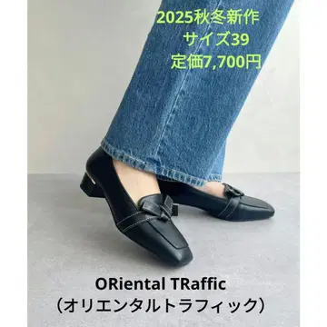 오리엔탈 트래픽 스퀘어토 리본 디자인 갑깊은 펌프스 24.5