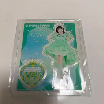 FRUITS ZIPPER 사쿠라이 유이 하트 의상 아크릴 스탠드