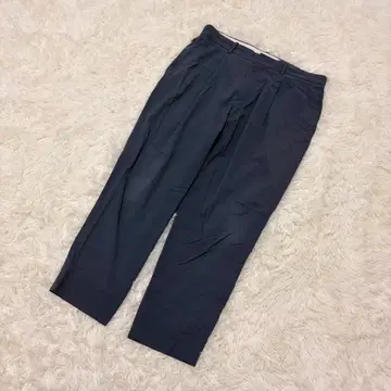 BEAUTY&YOUTH 슬랙스 턱 입고 센터 프레스 깔끔함