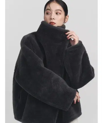 차콜 그레이 보아 플리스 자켓