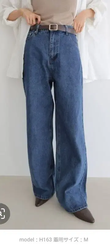 evernavy 커브 데님 팬츠 미들 워시