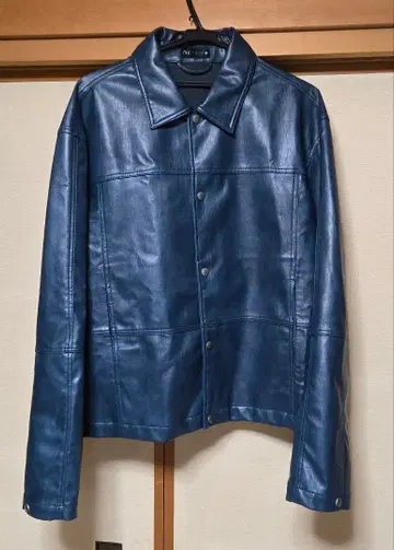 ZARA 인조 가죽 자켓