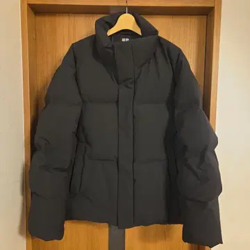 [UNIQLO] 심리스 다운 자켓 블랙 XL (2025년)